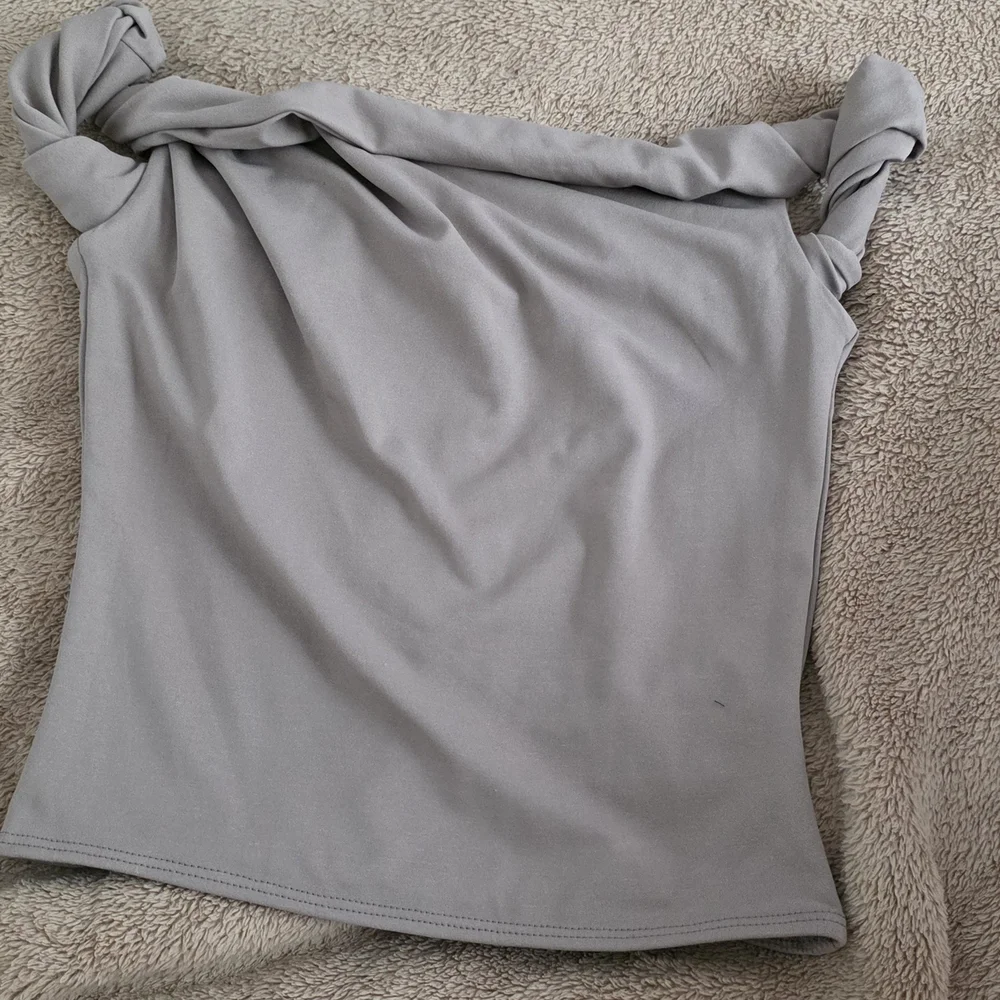 Solace Soul Twist Shoulder Top - Taupe - Size 4 - Picture 2 of 2